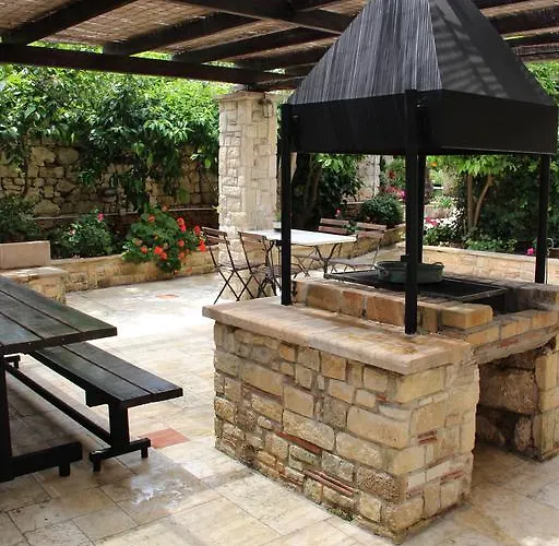 Katsaneiko Mansion וילה אפיטוס