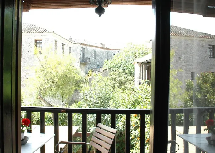 וילה Katsaneiko Mansion *