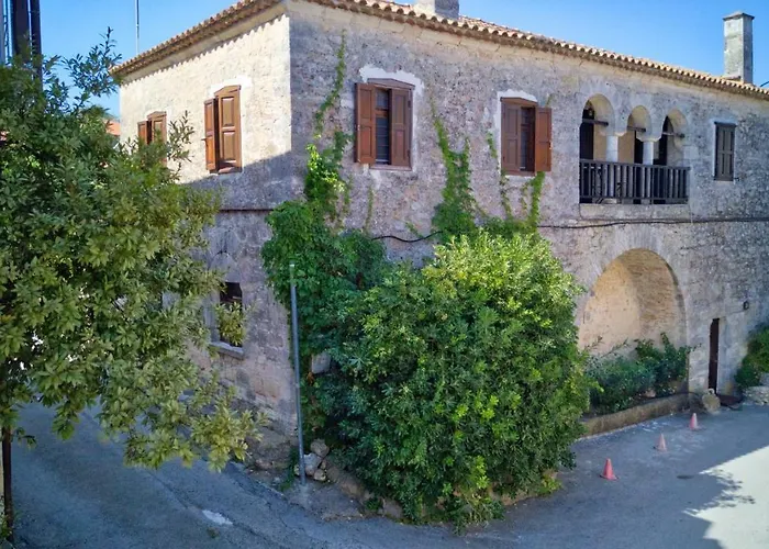 Katsaneiko Mansion וילה