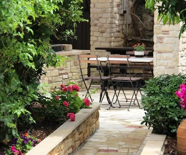 וילה Katsaneiko Mansion