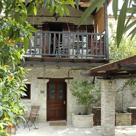 Katsaneiko Mansion