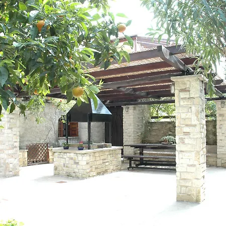 Katsaneiko Mansion アフィトス