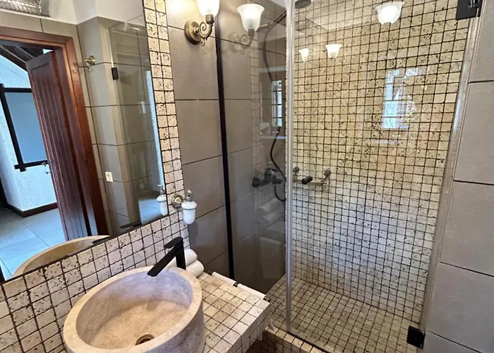 Katsaneiko Mansion فيلة أفيتوس