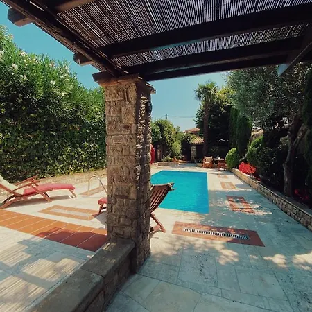 Vila Katsaneiko Mansion Afytos