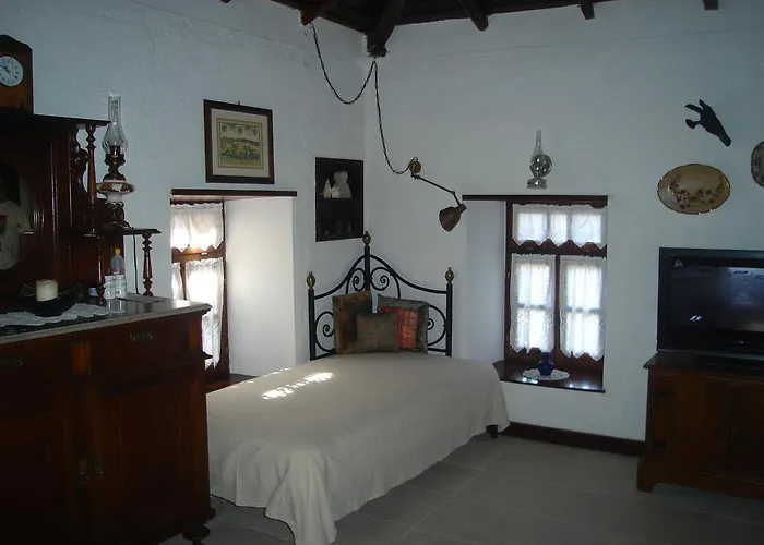 Katsaneiko Mansion Афитос