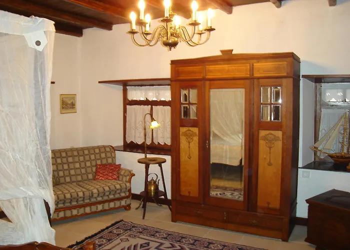 Katsaneiko Mansion Афитос