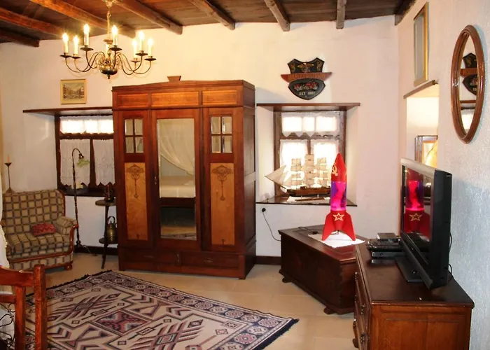 Вилла Katsaneiko Mansion